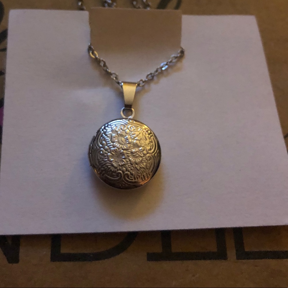 Necklace